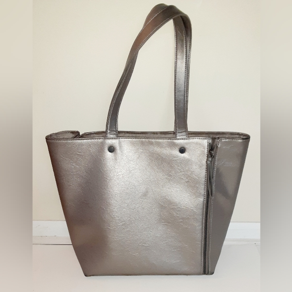 Neiman Marcus Silver Tote Bag with a Side Zipper